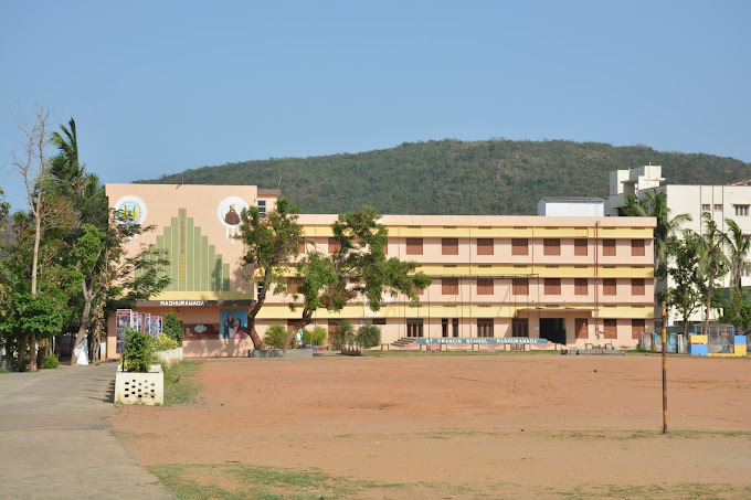 image-1781373957806 St. Francis School