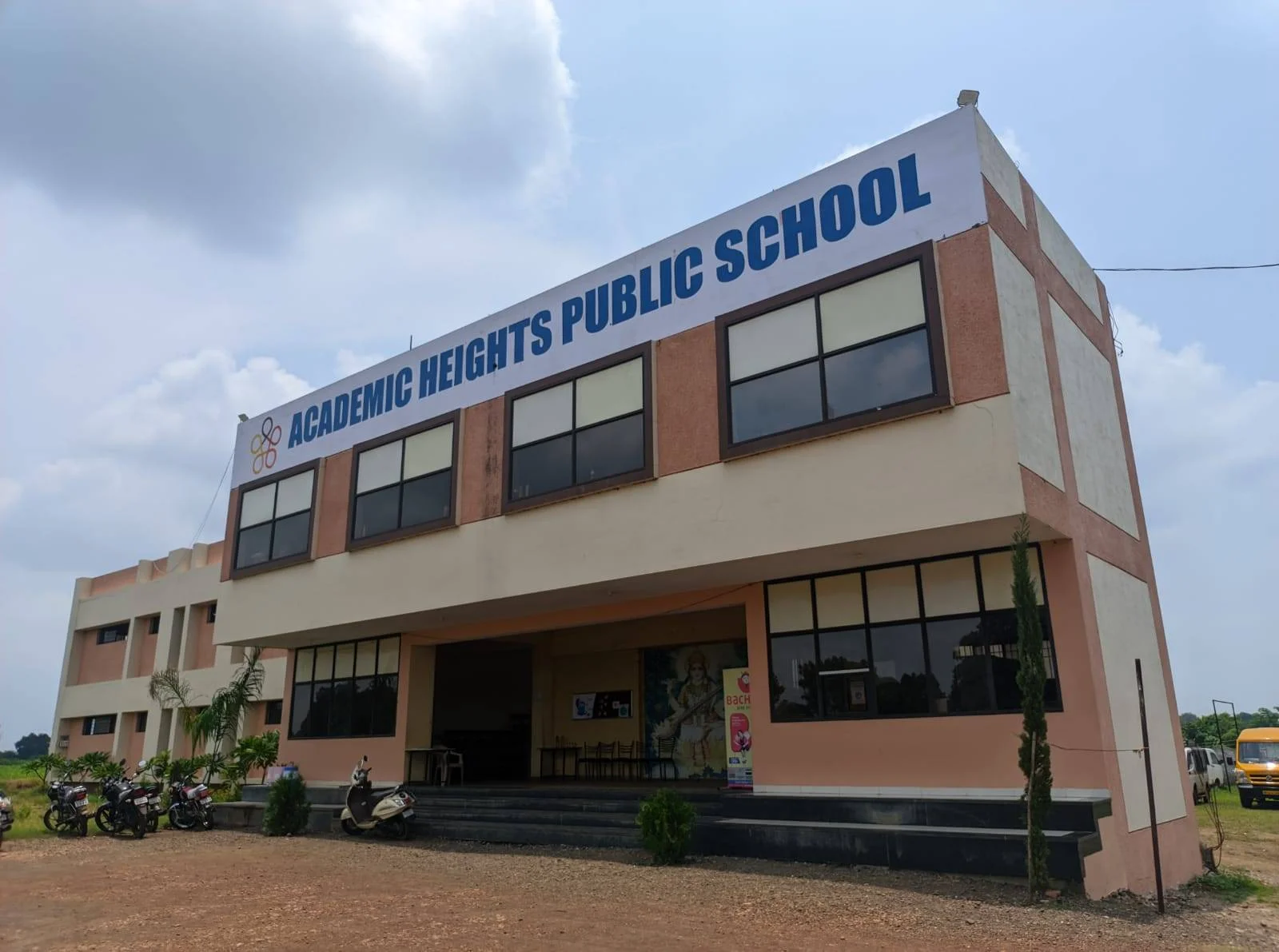 Academic Heights Public School, Chanda Nagar