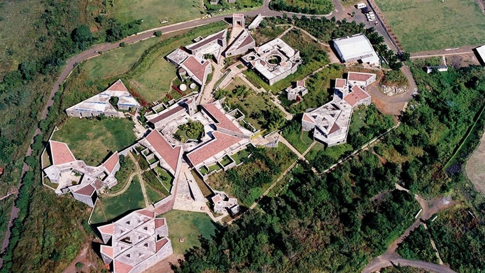 Mahindra United World College (UWC Mahindra)