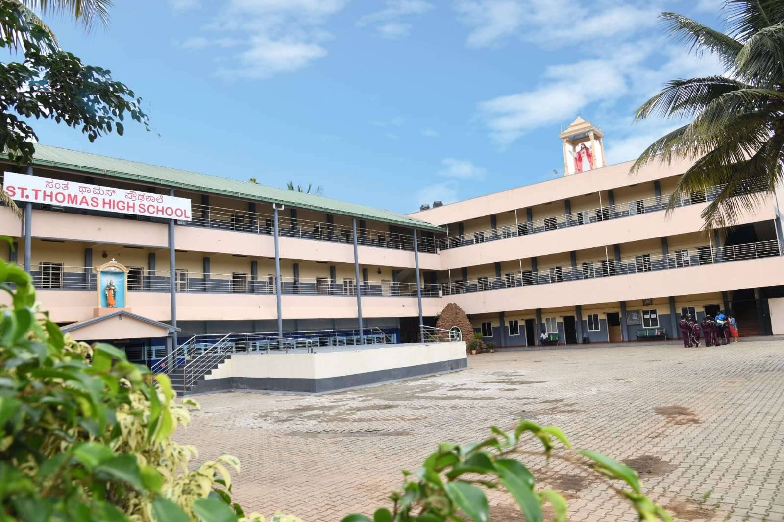St. Thomas High School