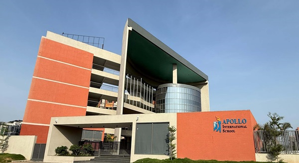Apollo International School