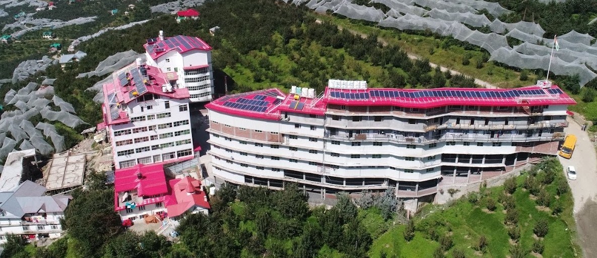 Roots Country School